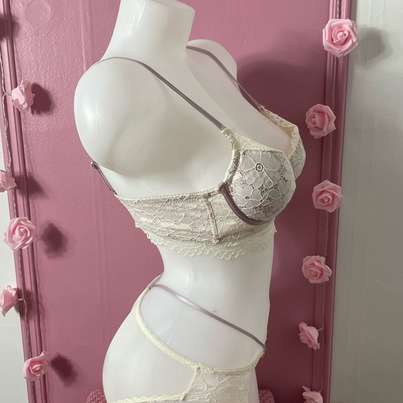 NWT - 36A - SMALL lingerie set underwear panties & bra top pink white dentelle - Picture 3 of 6